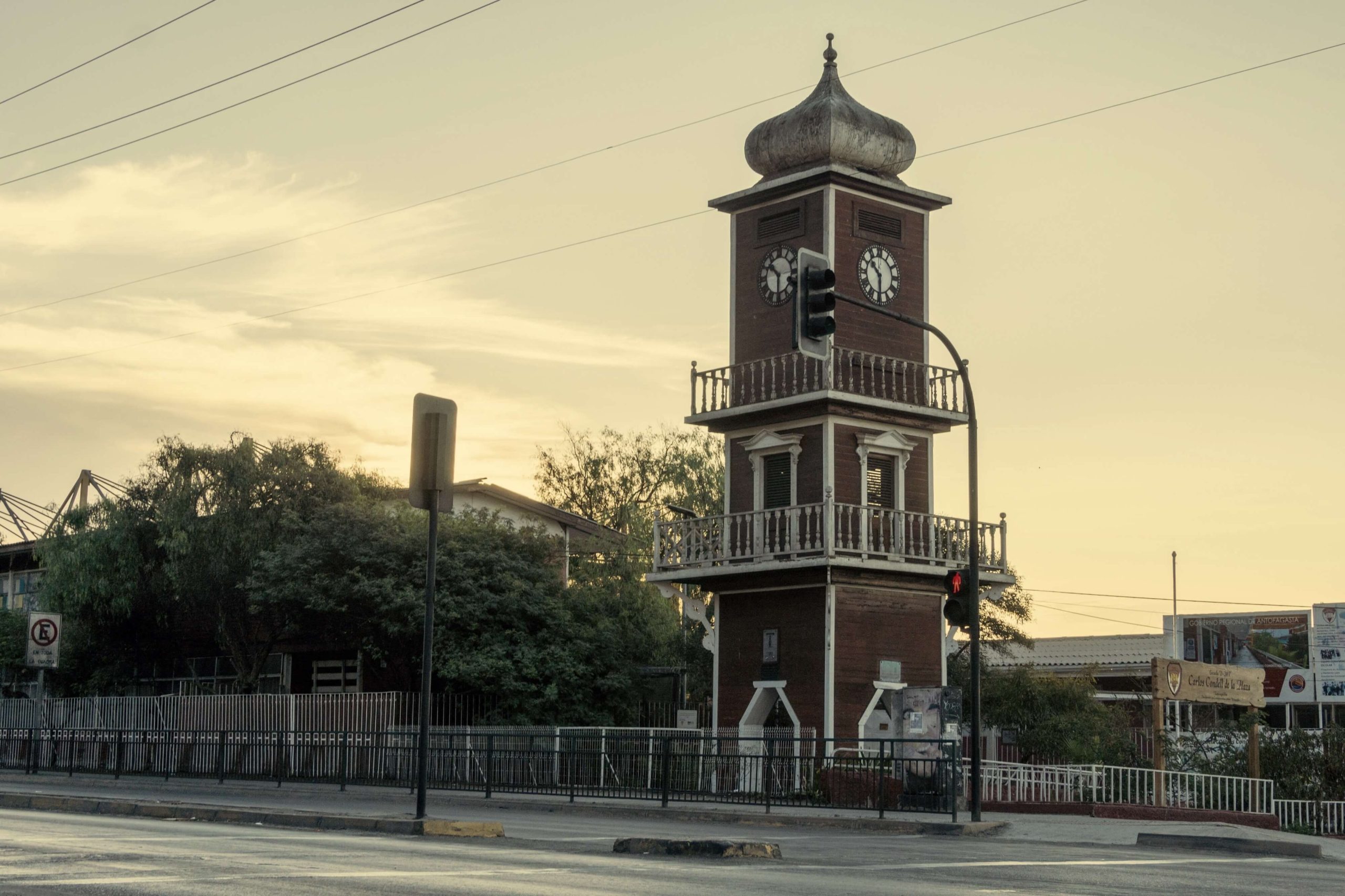 Reloj Escuela Carlos Condell de la Haza